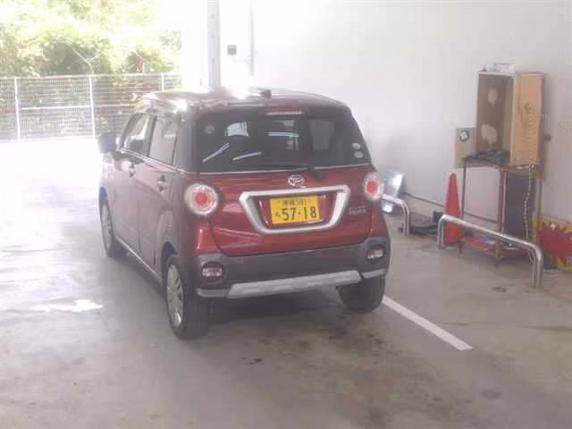 DAIHATSU CAST
