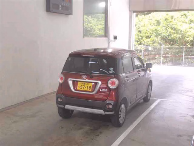 DAIHATSU CAST