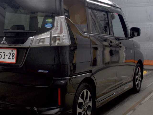 MITSUBISHI DELICA D:2