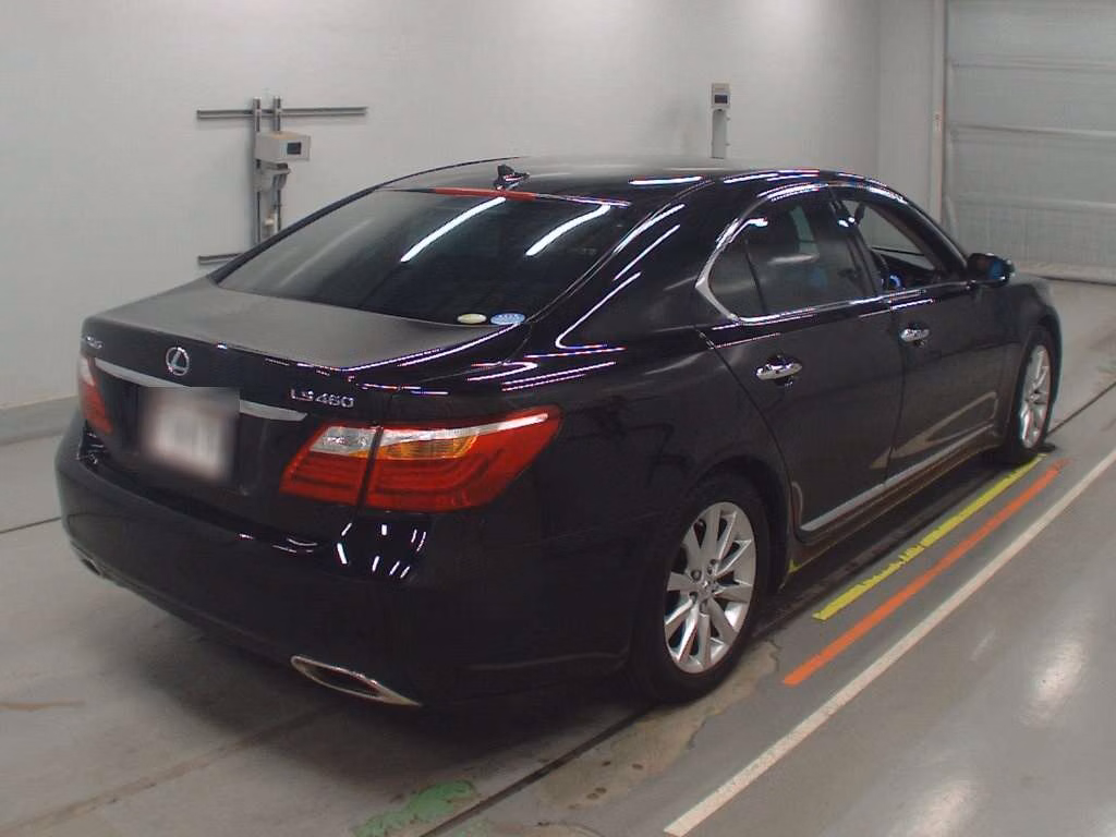 LEXUS LS460