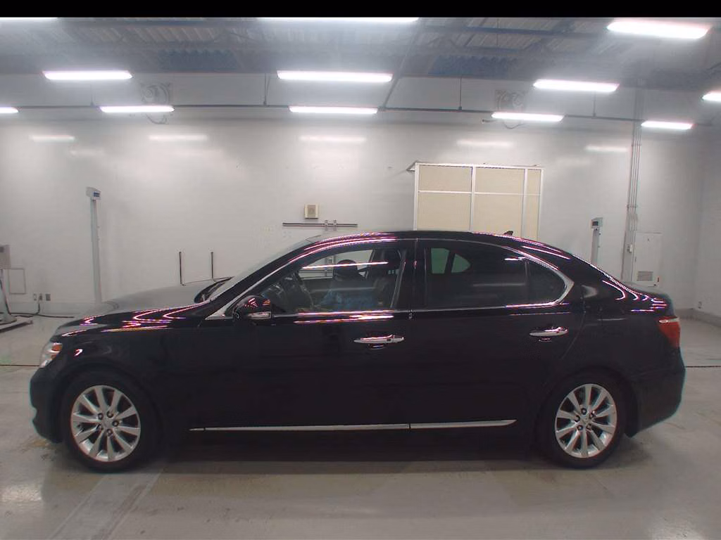 LEXUS LS460