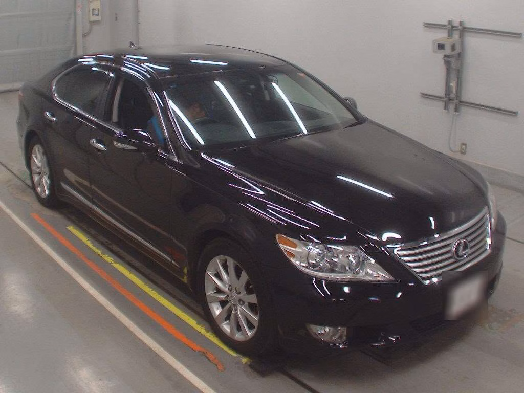 LEXUS LS460