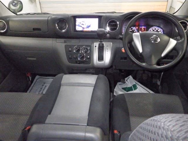 NISSAN NV350 CARAVAN