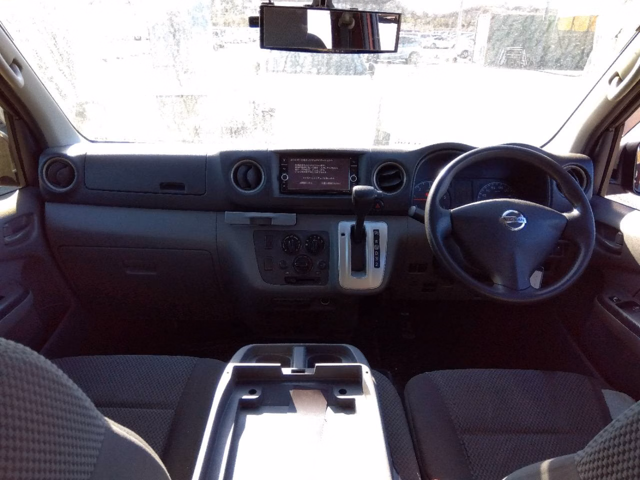 NISSAN NV350 CARAVAN