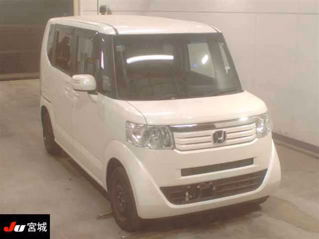 HONDA N-BOX
