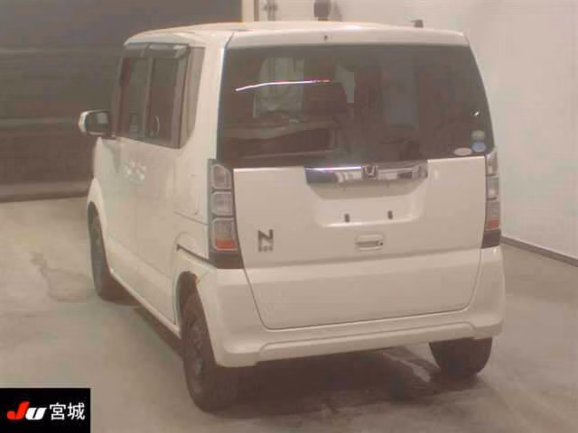 HONDA N-BOX