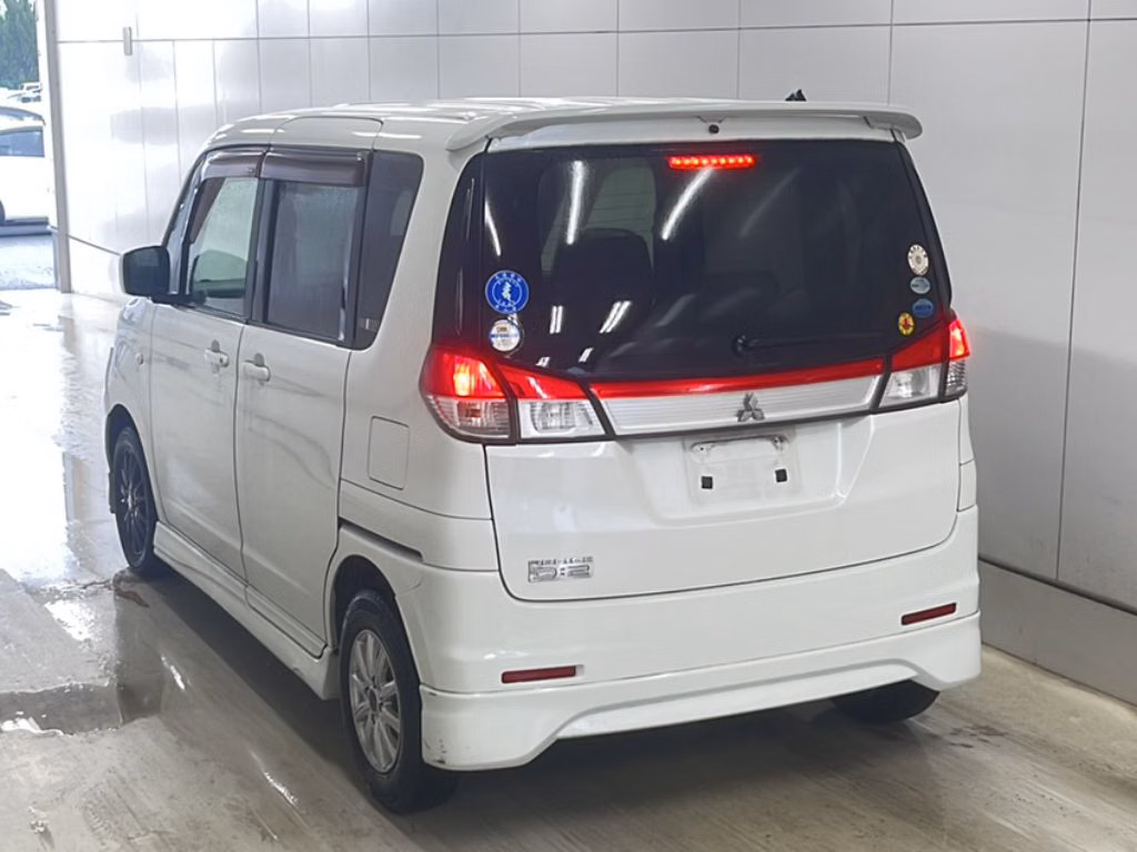MITSUBISHI DELICA D:2