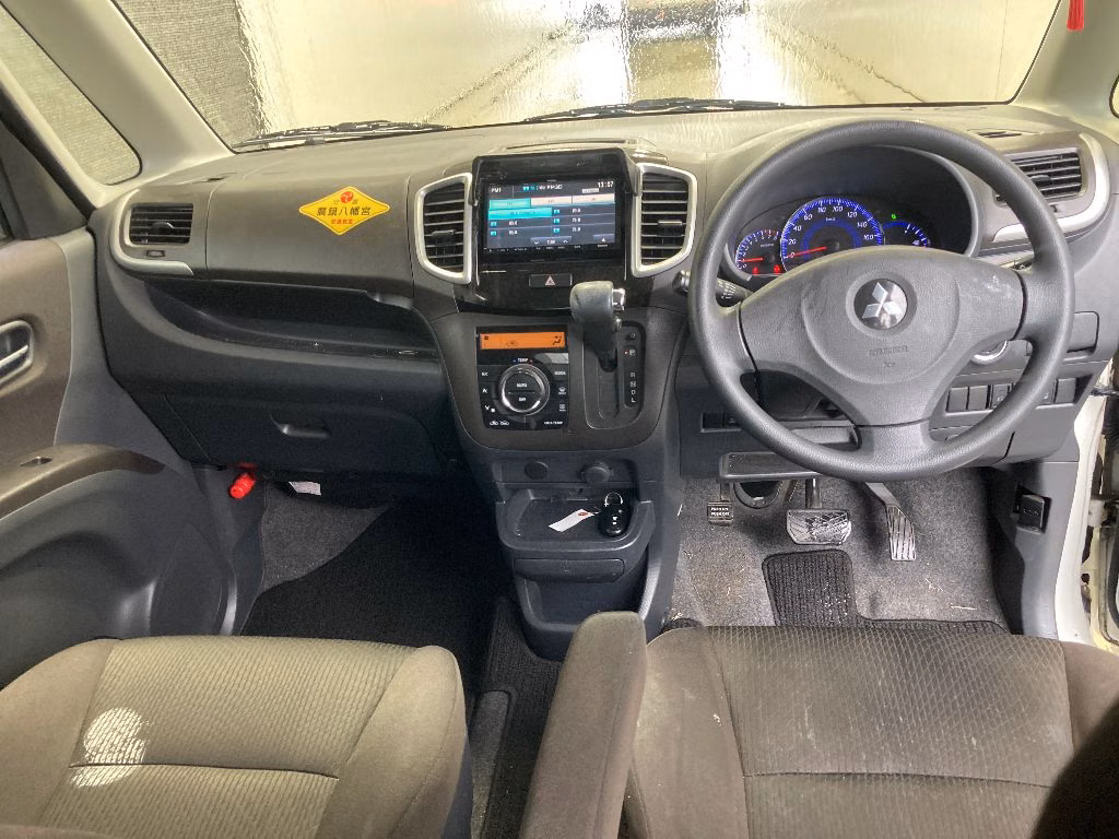 MITSUBISHI DELICA D:2