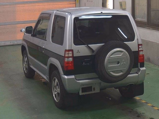 MITSUBISHI PAJERO MINI