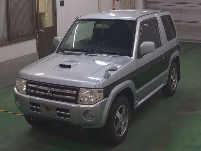 MITSUBISHI PAJERO MINI