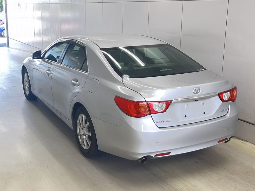 TOYOTA MARK X