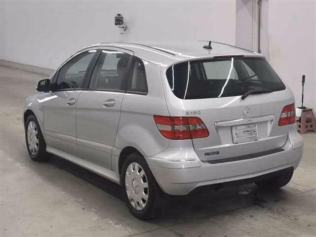 MERCEDES-BENZ B-CLASS