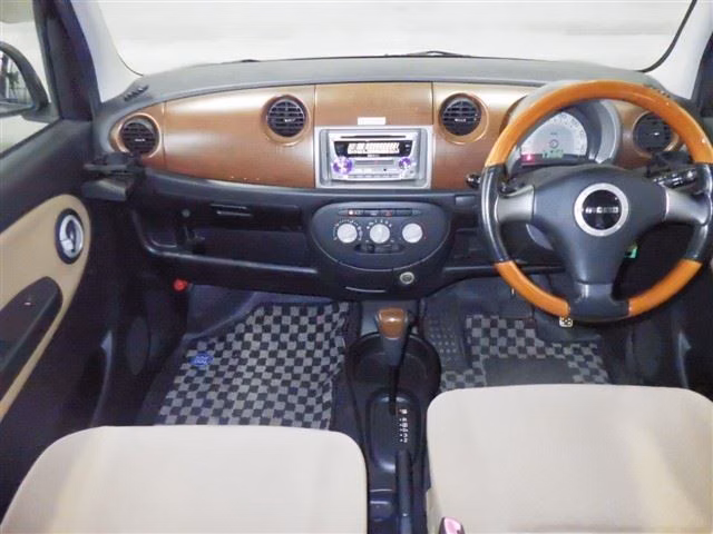 DAIHATSU MIRA GINO