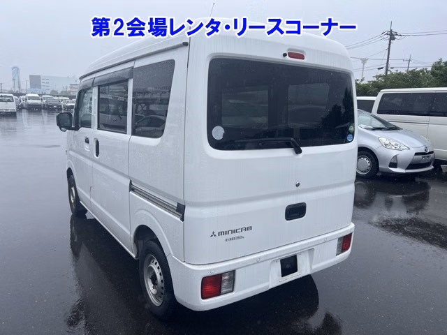 MITSUBISHI MINICAB