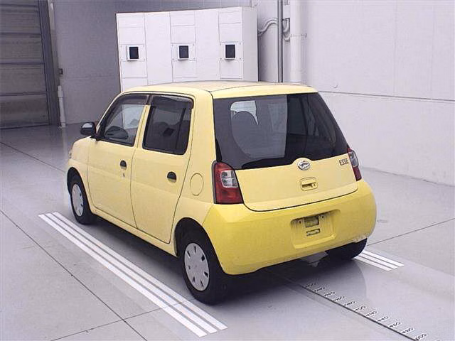 DAIHATSU ESSE