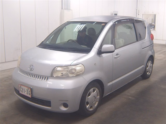 TOYOTA PORTE