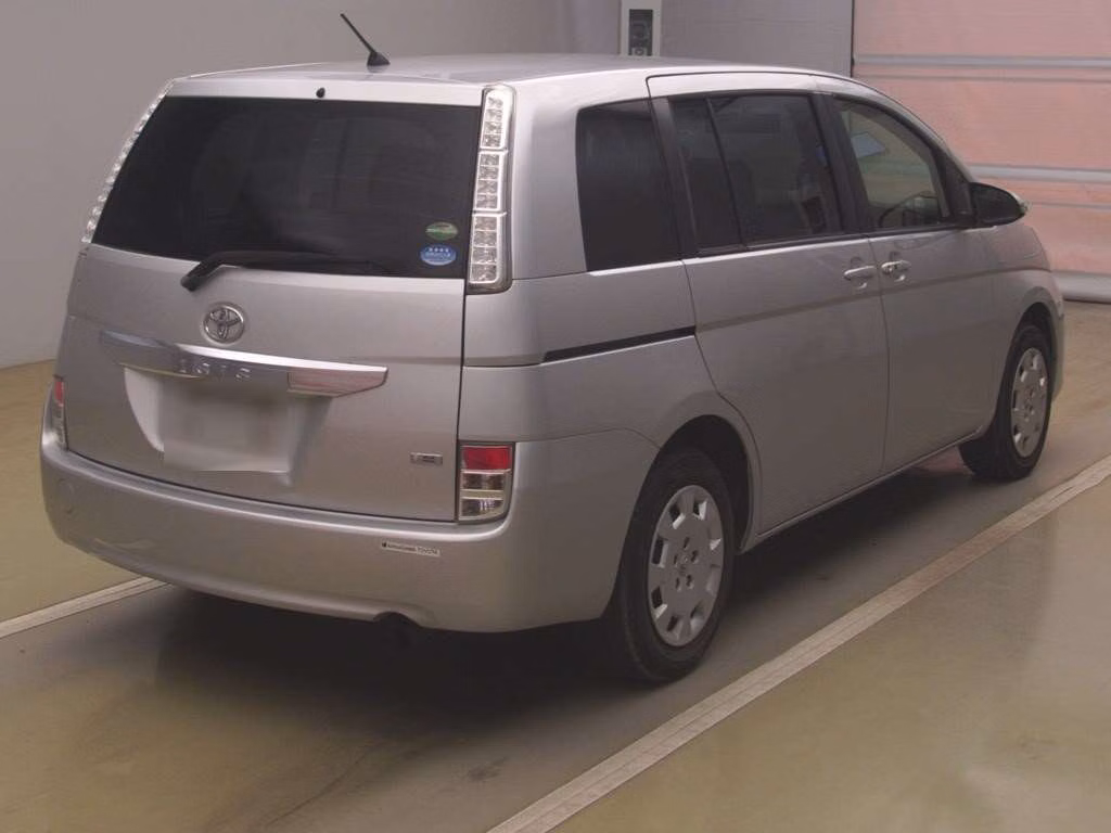 TOYOTA ISIS