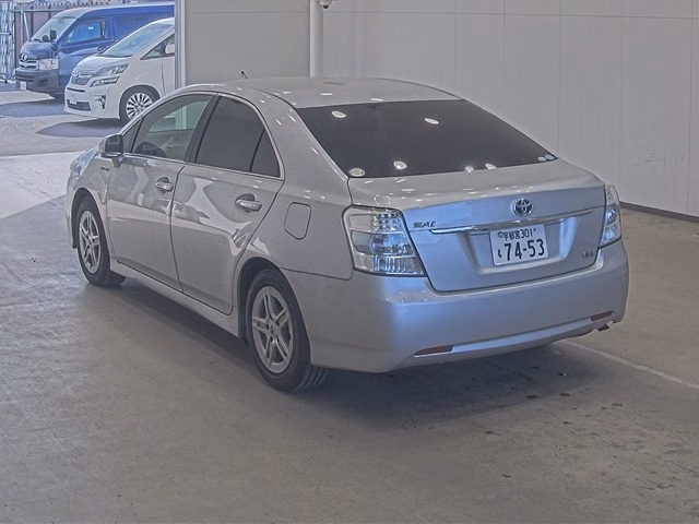 TOYOTA SAI
