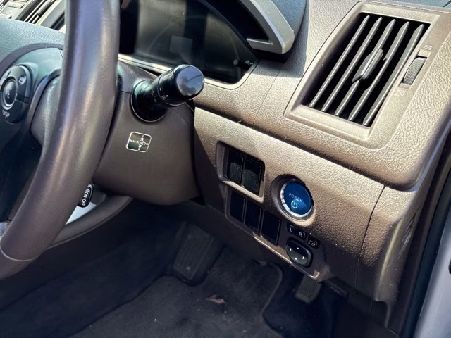 TOYOTA SAI