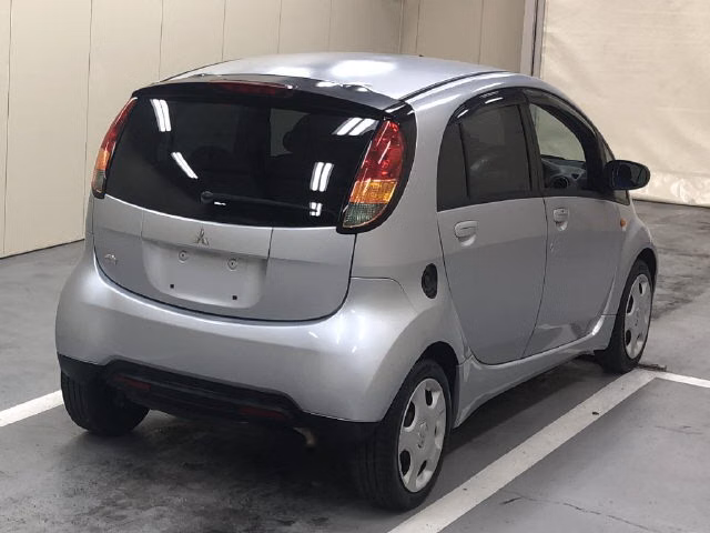 MITSUBISHI I