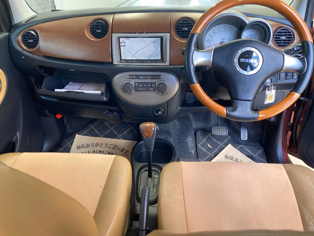 DAIHATSU MIRA GINO