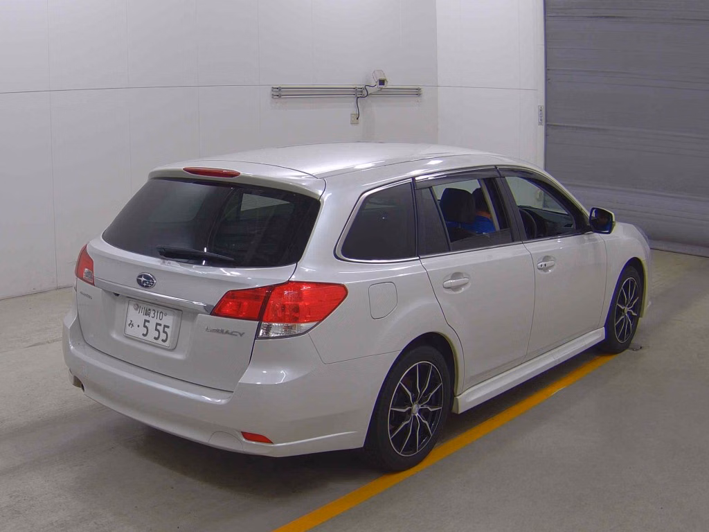 SUBARU LEGACY