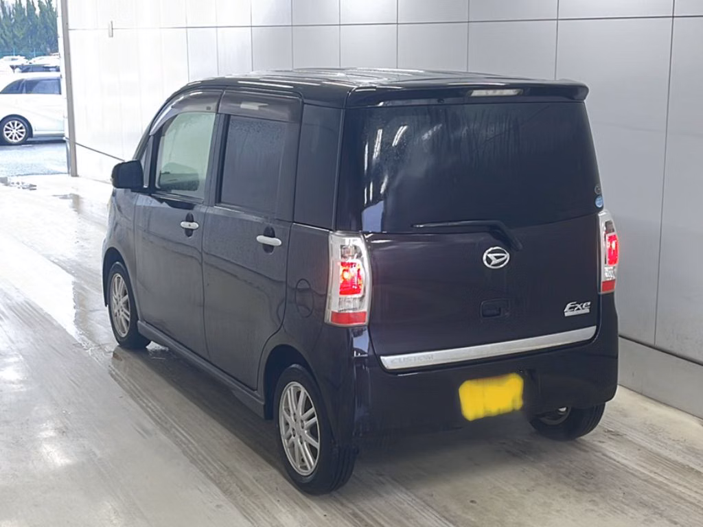 DAIHATSU TANTO EXE