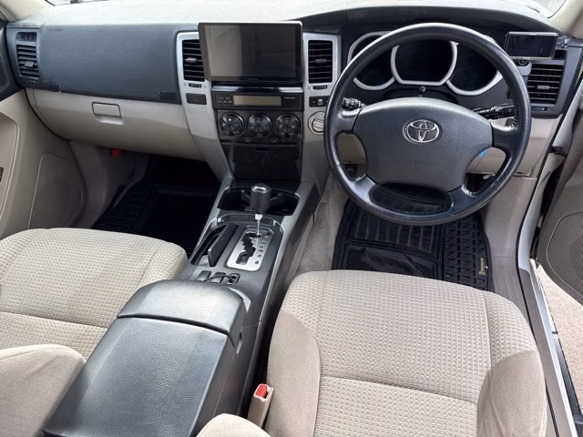 TOYOTA HILUX SURF