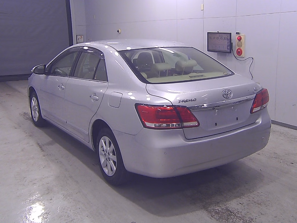 TOYOTA PREMIO