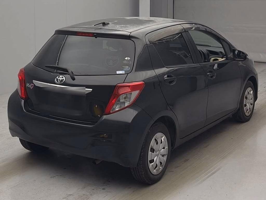 TOYOTA VITZ