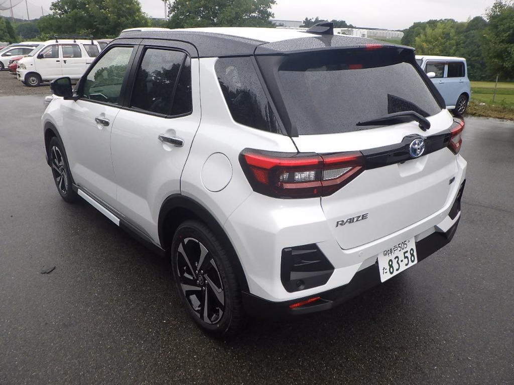 TOYOTA RAIZE