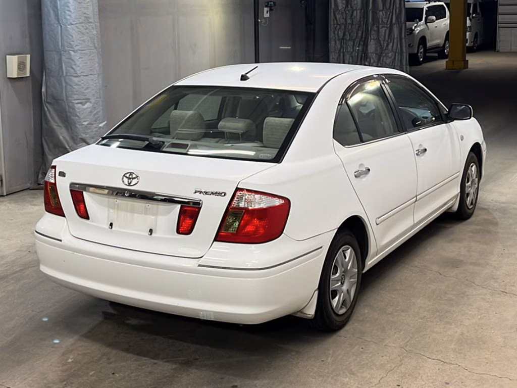 TOYOTA PREMIO