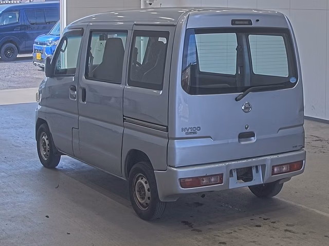 NISSAN NV100 CLIPPER