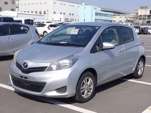 TOYOTA VITZ