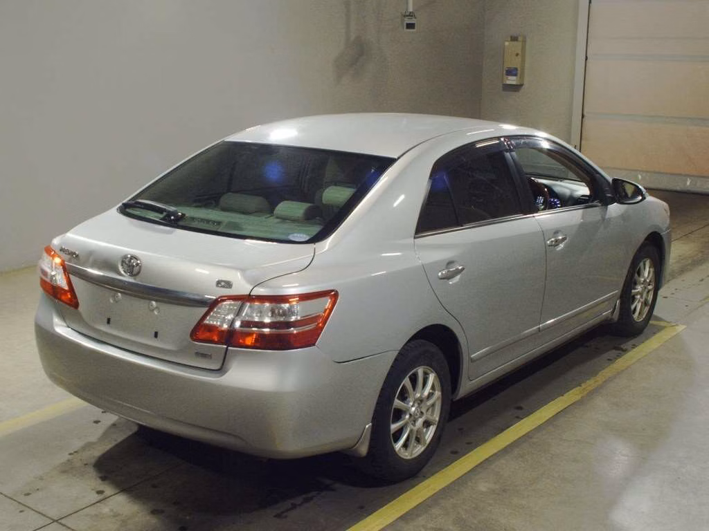 TOYOTA PREMIO