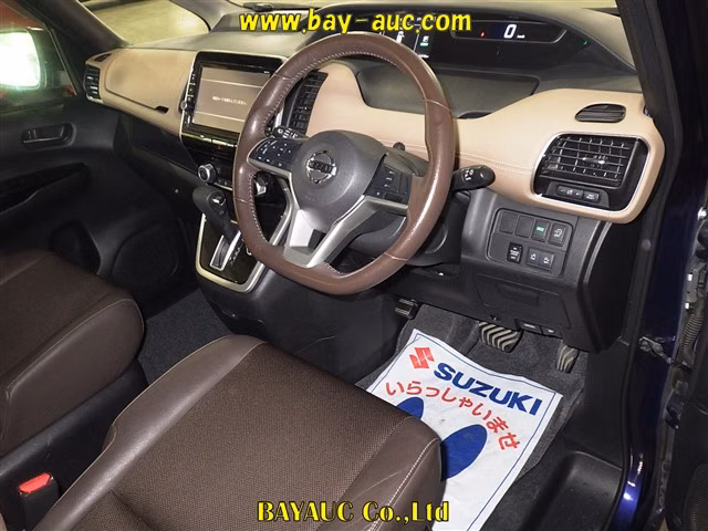 NISSAN SERENA
