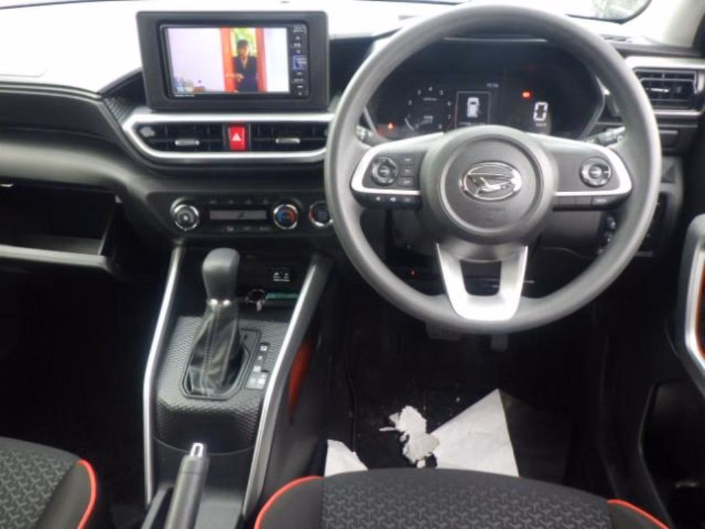 DAIHATSU ROCKY
