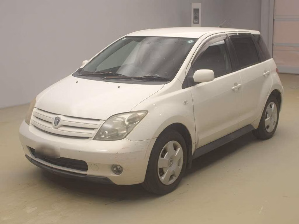 TOYOTA IST