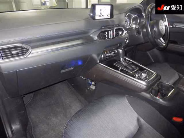 MAZDA CX-8