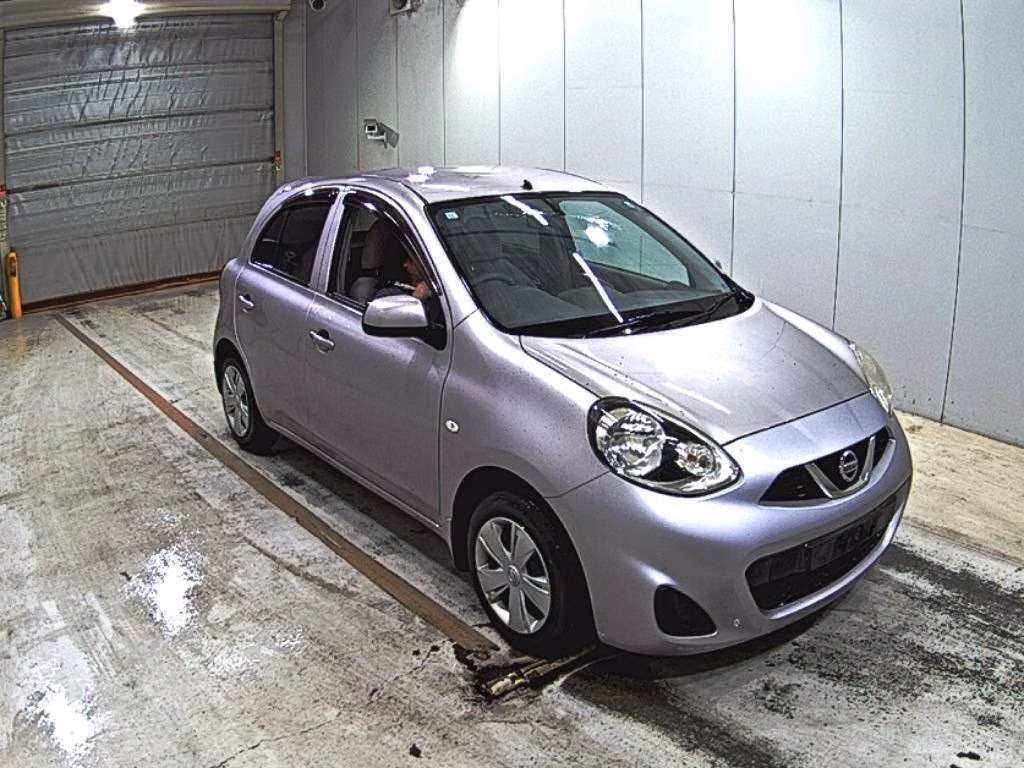 Nissan March