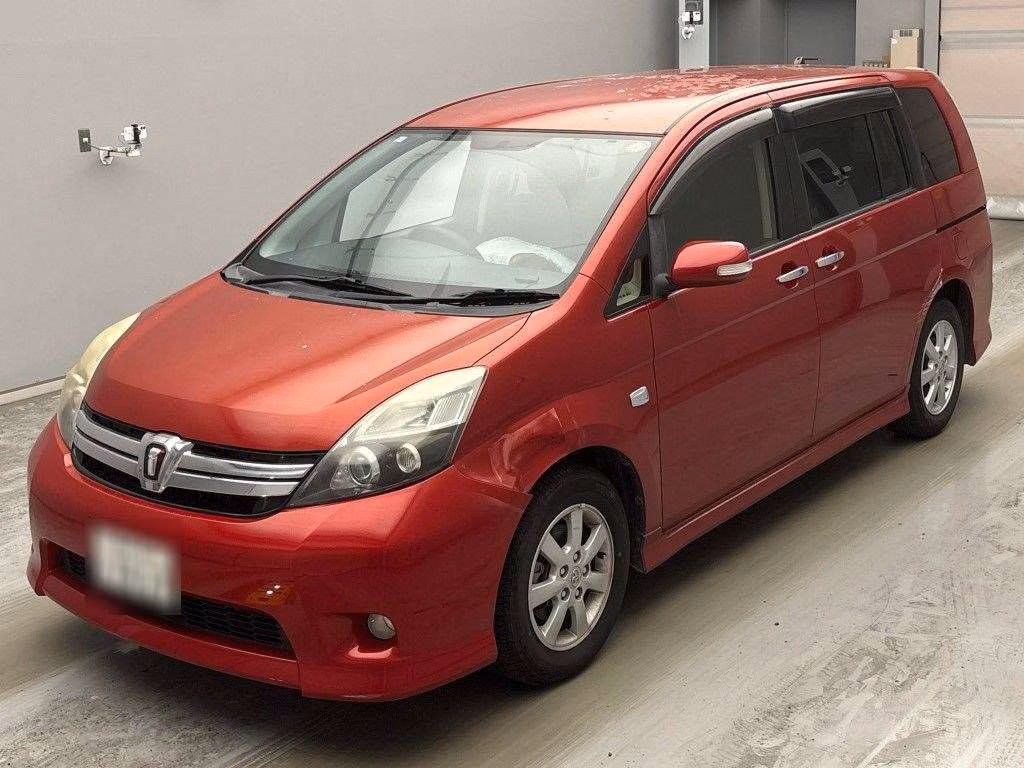 TOYOTA ISIS