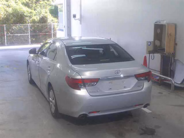 TOYOTA MARK X
