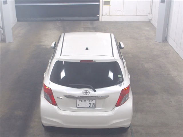 TOYOTA VITZ