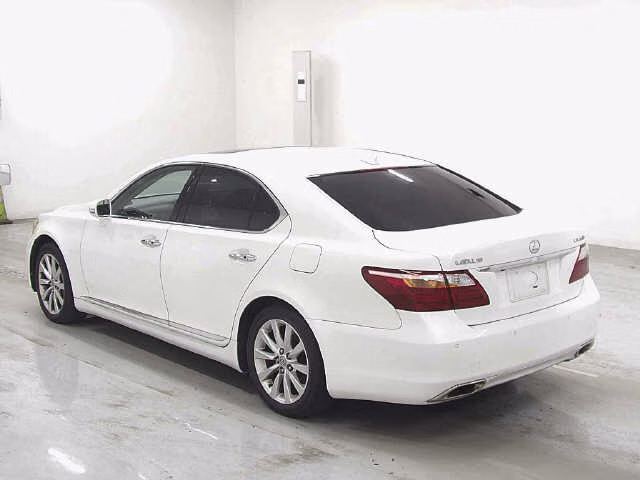 LEXUS LS460