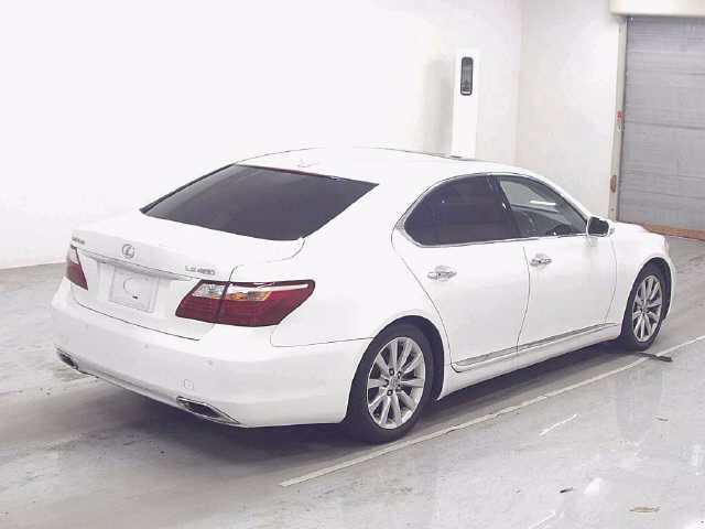 LEXUS LS460