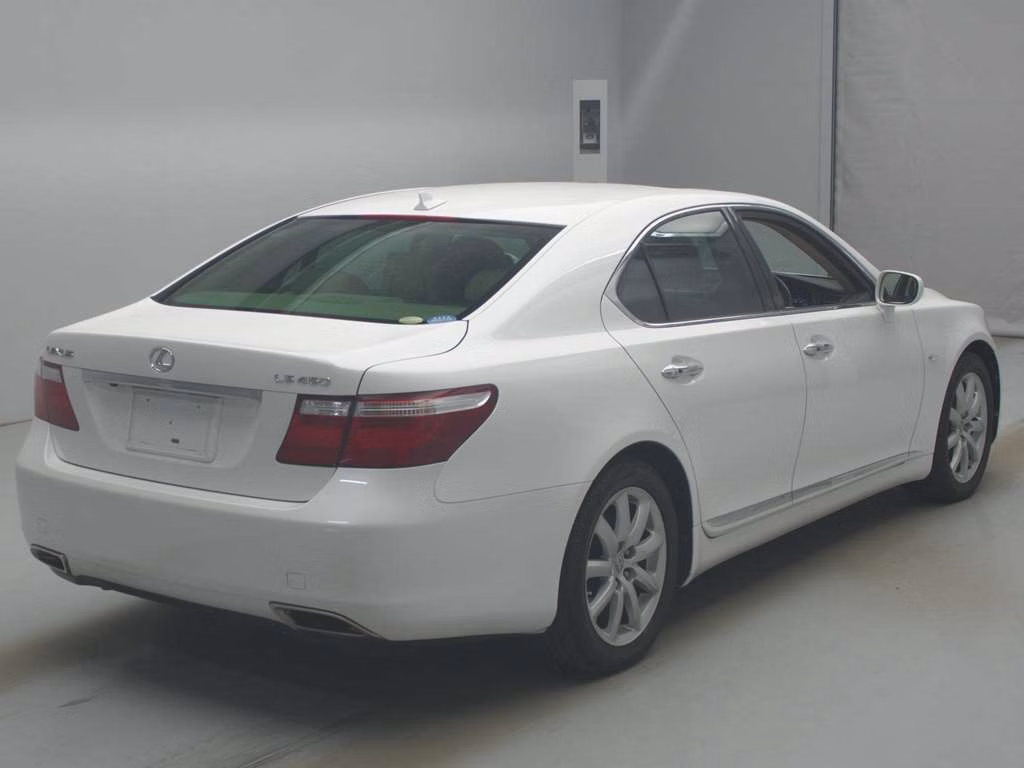 LEXUS LS460