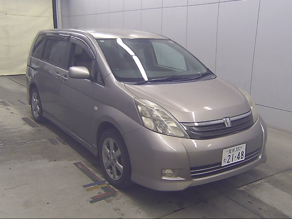 TOYOTA ISIS