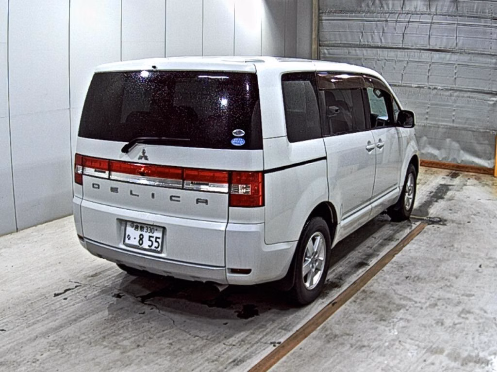 MITSUBISHI DELICA D:5