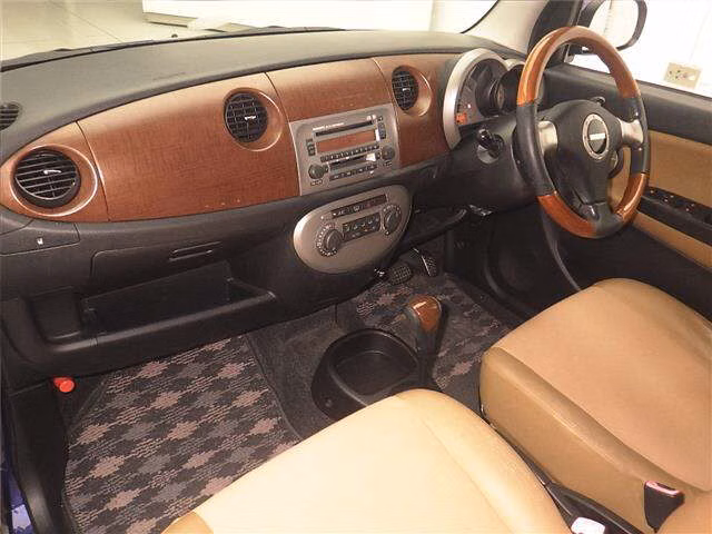 DAIHATSU MIRA GINO