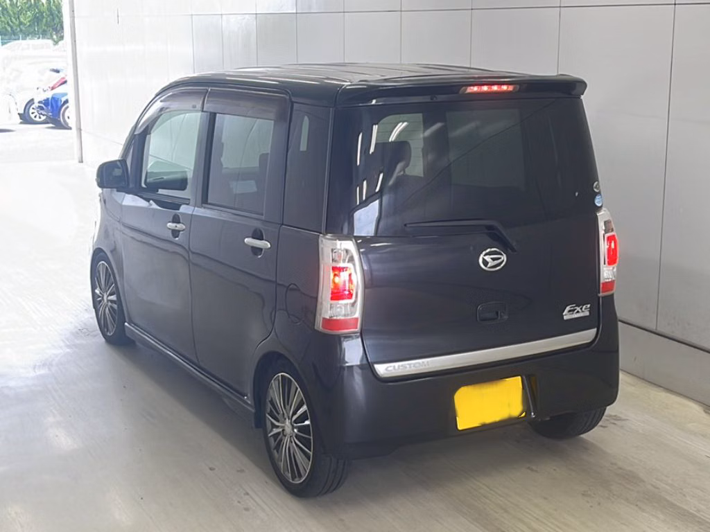 DAIHATSU TANTO EXE